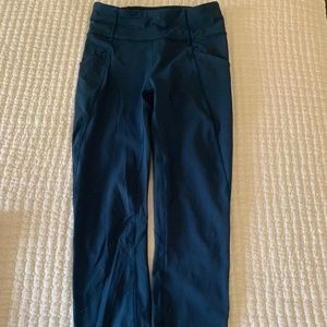 Lululemon 23" Legging with Pockets Size 4